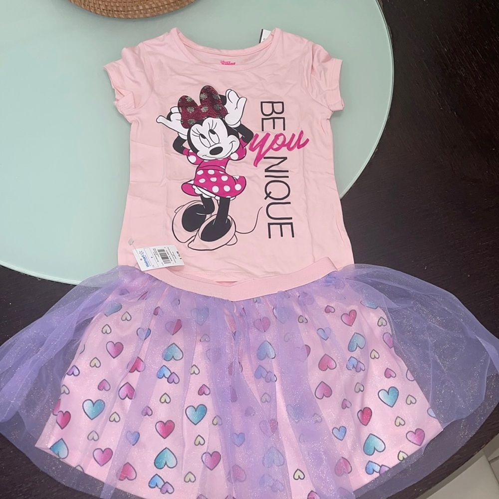 *BRAND NEW* MINNEY MOUSE SHIRT AND SKIRT SET